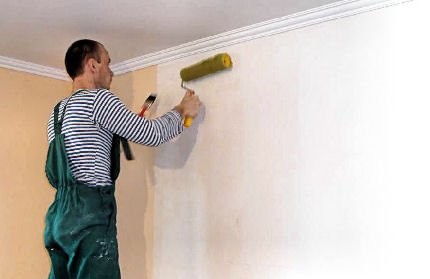 как покрасить гипсокартоновую стену
